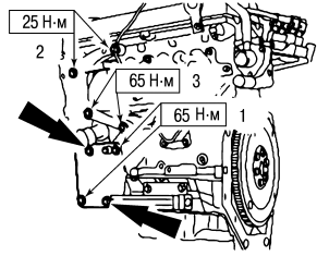 Крепление деталей и двигателя со стороны выпускного коллектора